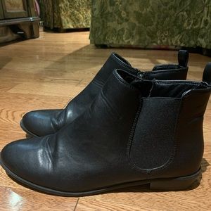 Ankle boots